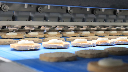 Cream filling in progress